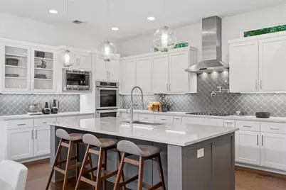 2704 Oak Park Drive, Austin, TX 78704 - Photo 4