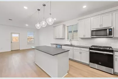 425 Bristlecone Bend, Liberty Hill, TX 78642 - Photo 10