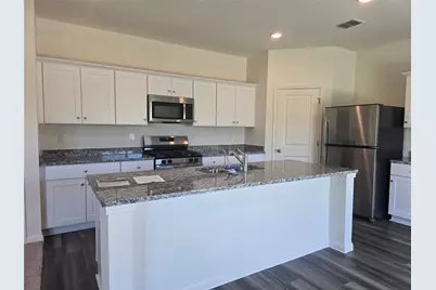 319 Stonebrook Drive, Hutto, TX 78634 - Photo 10