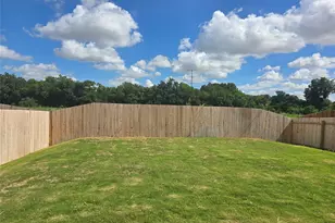 319 Stonebrook Dr, Hutto, TX 78634 - Photo 26