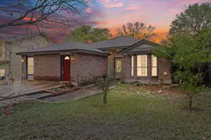 158 Oak River Dr, Cedar Creek, TX 78612 - Photo 1