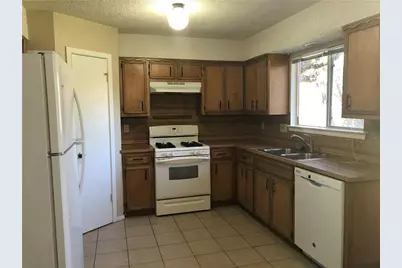 6211 Sunkist Lane, Austin, TX 78749 - Photo 4