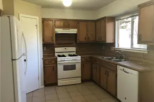 6211 Sunkist Ln, Austin, TX 78749 - Photo 4