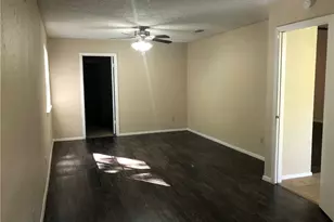 6211 Sunkist Ln, Austin, TX 78749 - Photo 6