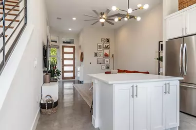 1177 Pandora Street #B, Austin, TX 78702 - Photo 2