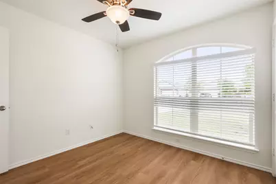 105 Plata Lane, Jarrell, TX 76537 - Photo 14