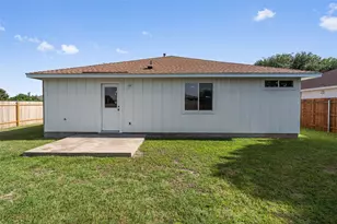 500 Mitchell Dr, Hutto, TX 78634 - Photo 30