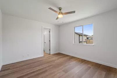 500 Mitchell Drive, Hutto, TX 78634 - Photo 22