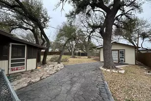 1902 Lone Oak Dr, Leander, TX 78641 - Photo 20