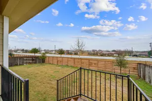 435 Spiny Lizard Ln, San Marcos, TX 78666 - Photo 38