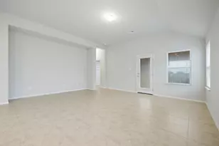 435 Spiny Lizard Ln, San Marcos, TX 78666 - Photo 4