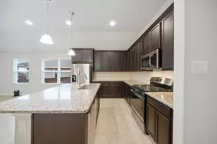 435 Spiny Lizard Ln, San Marcos, TX 78666 - Photo 10