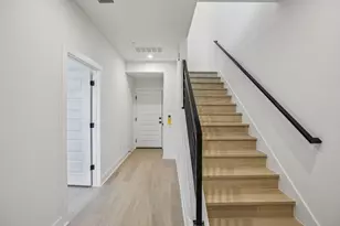 200 W 56th St, Austin, TX 78751 - Photo 24