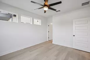 200 W 56th St, Austin, TX 78751 - Photo 12