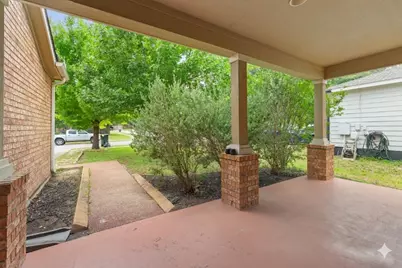 1121 Sweet Gum Dr, Kyle, TX 78640 - Photo 4