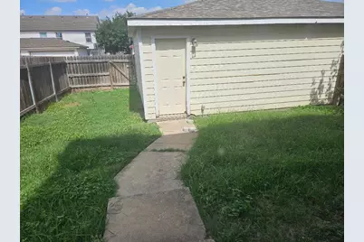 18732 Imperial Eagle Lane, Elgin, TX 78621 - Photo 14