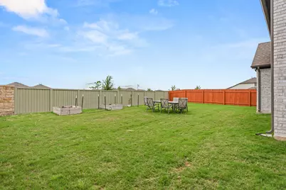 372 Hollister Drive, Liberty Hill, TX 78642 - Photo 32