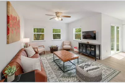 906 W 15th Street, Georgetown, TX 78626 - Photo 4