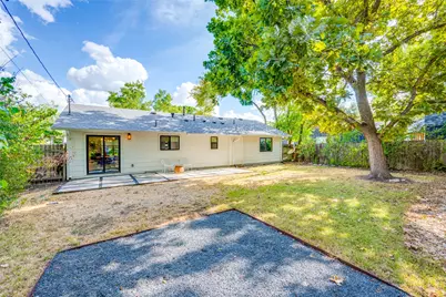 2516 Friar Tuck Lane, Austin, TX 78704 - Photo 32