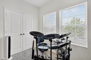 1301 Blackhaw Ln, Leander, TX 78641 - Photo 6