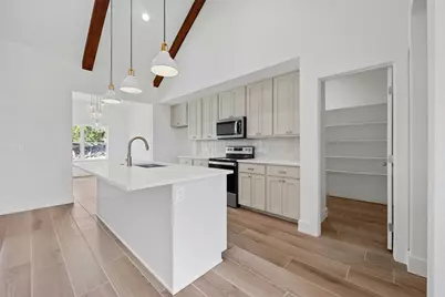 2801 Wilson Avenue, Lago Vista, TX 78645 - Photo 8