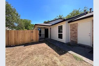 2112 Cedar Bend Drive, Austin, TX 78758 - Photo 2