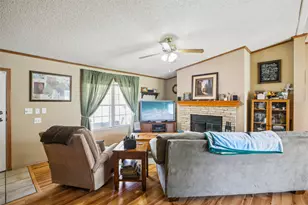 372 Hofferek Rd, Rosanky, TX 78953 - Photo 6