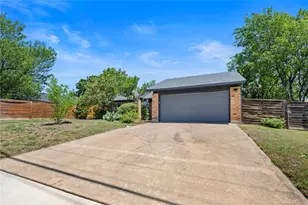 1510 Coronado Hills Dr, Austin, TX 78752 - Photo 2