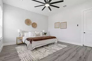 113 Los Robles Rd, Elgin, TX 78621 - Photo 8