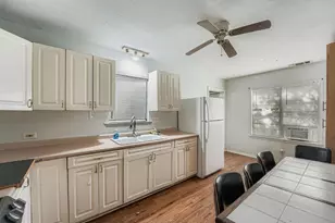 700 W Blanco St, Kyle, TX 78640 - Photo 8