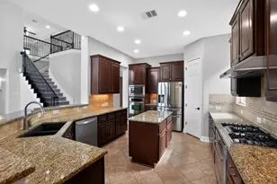 7320 Mitra Dr, Austin, TX 78739 - Photo 10