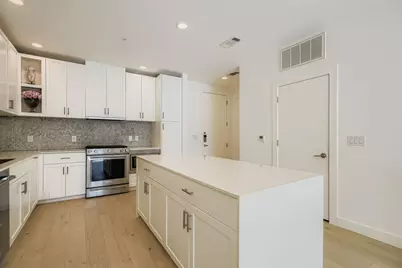 1600 S 1st Street #201, Austin, TX 78704 - Photo 6
