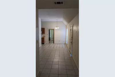 1300 N Bishop Street, San Marcos, TX 78666 - Photo 4