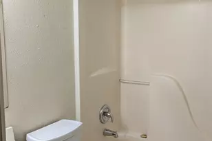 1300 N Bishop St, San Marcos, TX 78666 - Photo 12