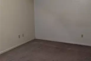 1300 N Bishop St, San Marcos, TX 78666 - Photo 10