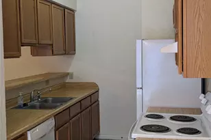 1300 N Bishop St, San Marcos, TX 78666 - Photo 8