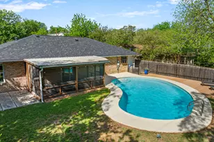 2406 Elmglen Dr, Austin, TX 78704 - Photo 34