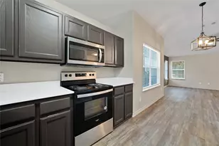 1405 Girard Ave, San Marcos, TX 78666 - Photo 12