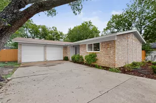 9807 Dallum Dr, Austin, TX 78753 - Photo 2