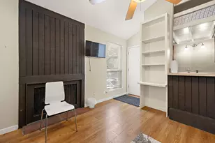1000 W 26th St, Austin, TX 78705 - Photo 8