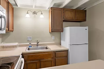 1000 W 26th Street #213, Austin, TX 78705 - Photo 10