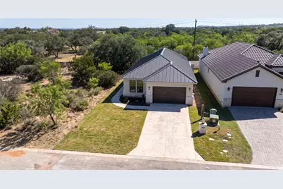 817 Sun Ray, Horseshoe Bay, TX 78657 - Photo 2