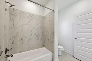 906 Bristol Crk Bnd, Lakeway, TX 78738 - Photo 22