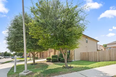 220 Golden Vista Street, Cibolo, TX 78108 - Photo 2
