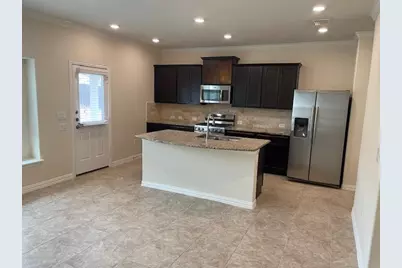 10004 Epic Knoll Drive, Austin, TX 78747 - Photo 4