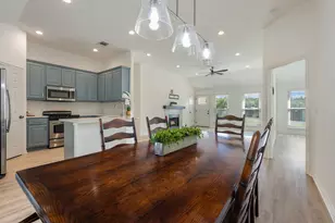10114 Janet Loop, Dripping Springs, TX 78620 - Photo 10