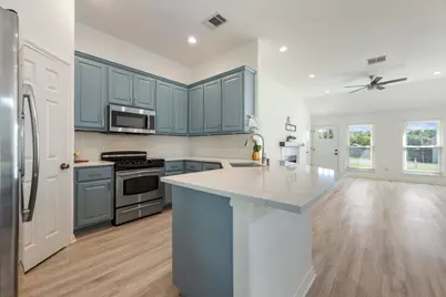 10114 Janet Loop, Dripping Springs, TX 78620 - Photo 12