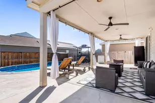 101 Magnum Force Dr, Jarrell, TX 76537 - Photo 8