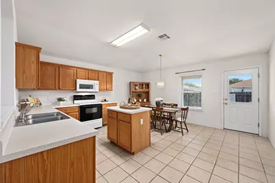 204 Katherine Way, Leander, TX 78641 - Photo 10