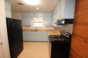 709 S 11th St, Copperas Cove, TX 76522 - Photo 4